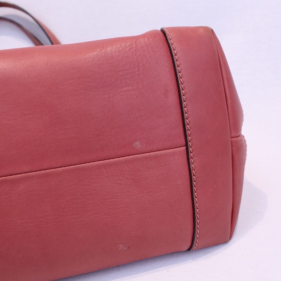 *SOLD* Gucci Leather Craft Tote with Pouch - Picture 7 of 8